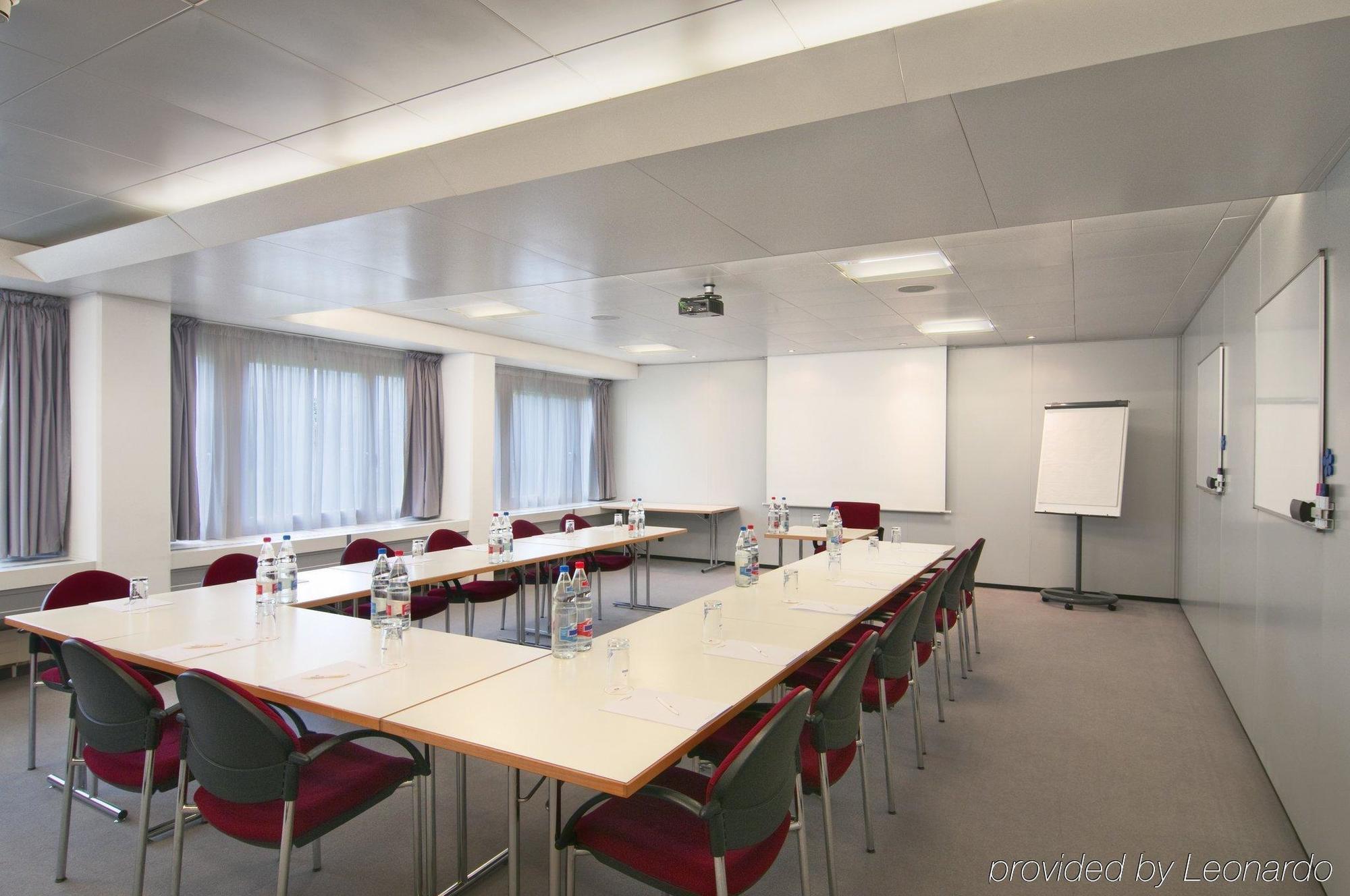 Crowne Plaza By Ihg 4* Zurique