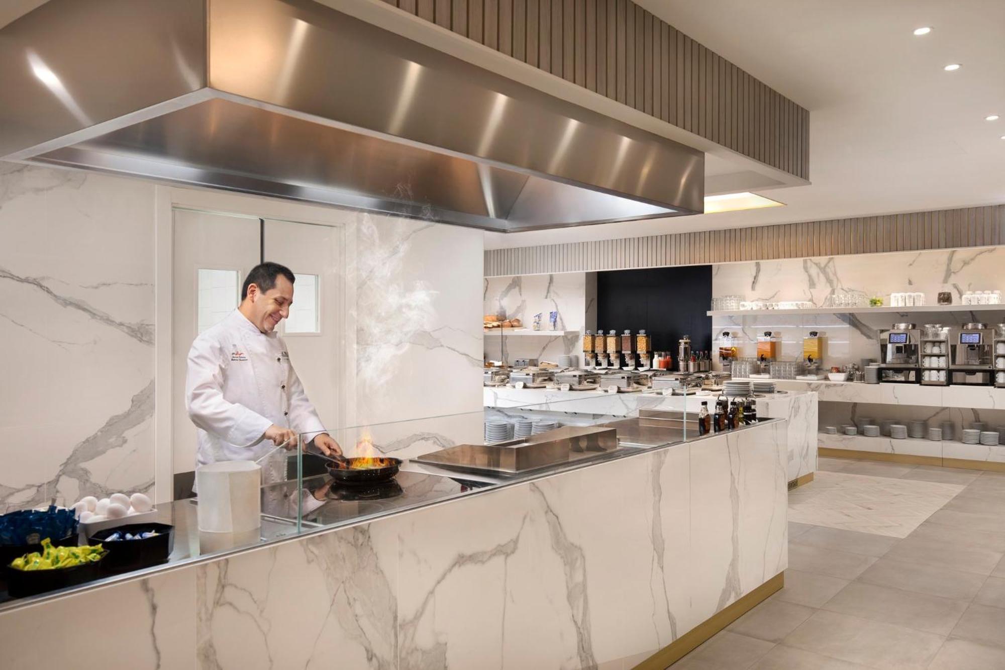 Otel Crowne Plaza By Ihg 4*