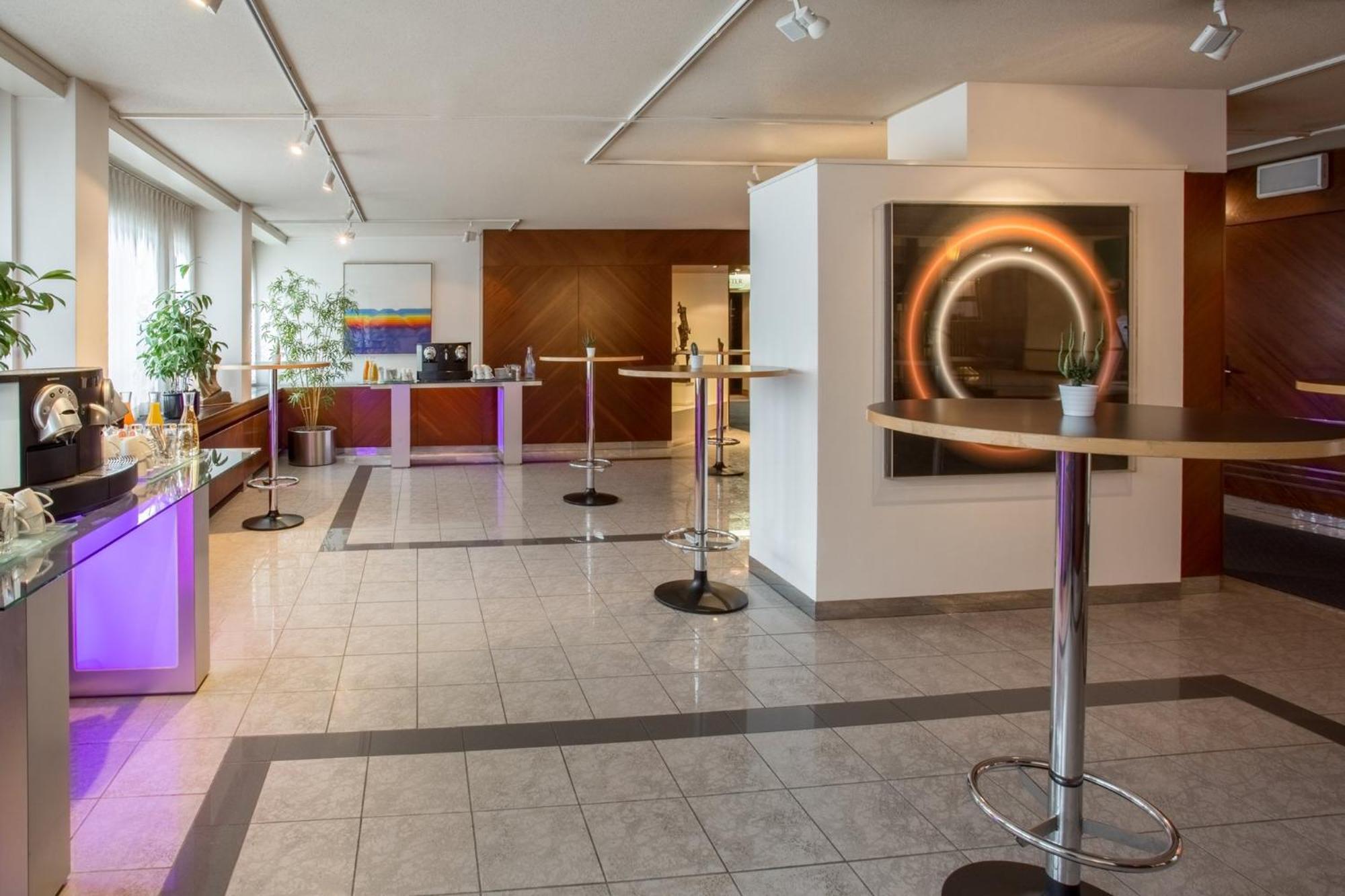 Otel Crowne Plaza By Ihg Zürih