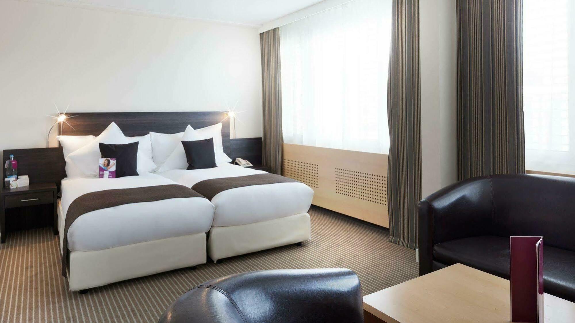 Crowne Plaza By Ihg Otel 4*